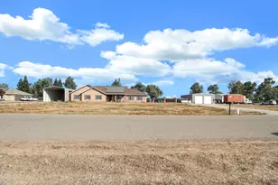 21187 E Rose Clover Ln, Linden, CA 95236 - Photo 47