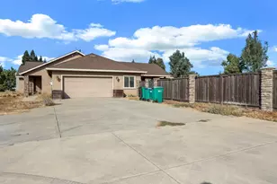 21187 E Rose Clover Ln, Linden, CA 95236 - Photo 5
