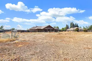 21187 E Rose Clover Ln, Linden, CA 95236 - Photo 35