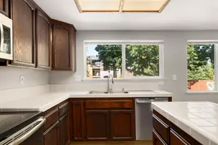 8317 Dalkeith Way, Antelope, CA 95843 - Photo 15
