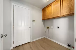 8317 Dalkeith Way, Antelope, CA 95843 - Photo 17
