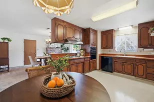 69 N Pioneer Cir, Jackson, CA 95642 - Photo 7