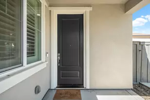 8157 Seahorse Wy, Elk Grove, CA 95757 - Photo 7