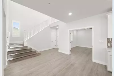 8157 Seahorse Way, Elk Grove, CA 95757 - Photo 9