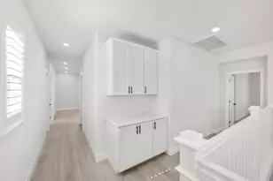 8157 Seahorse Wy, Elk Grove, CA 95757 - Photo 35