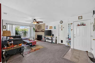 7025 Cherrytree Avenue, Citrus Heights, CA 95621 - Photo 15