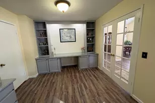 8823 Bradbury Ct, Elk Grove, CA 95624 - Photo 23