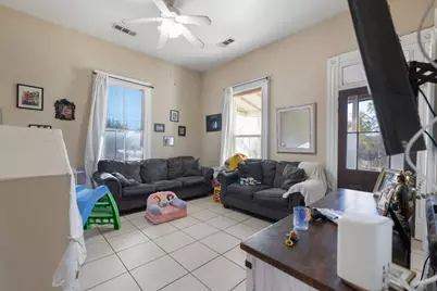 130 E 4th Street, Hanford, CA 93230 - Photo 7