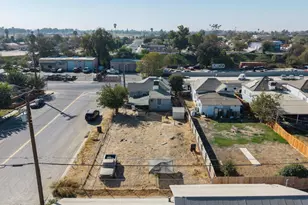 130 E 4th St, Hanford, CA 93230 - Photo 33