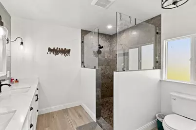 12647 E Tokay Colony Road, Lodi, CA 95240 - Photo 31
