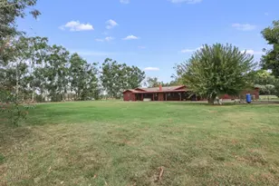 10284 E Underwood Rd, Acampo, CA 95220 - Photo 41