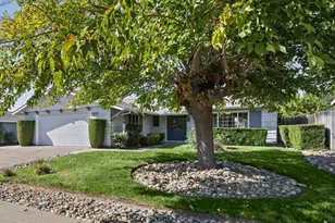 5701 Revelstok Dr, Sacramento, CA 95842 - Photo 43