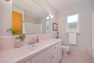 5613 Kingston Way, Sacramento, CA 95822 - Photo 25