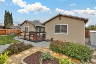 8805 Halverson Dr, Elk Grove, CA 95624 - Photo 33