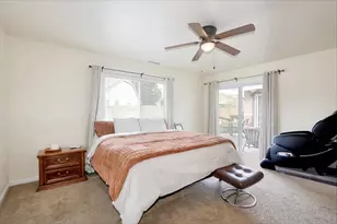 8805 Halverson Dr, Elk Grove, CA 95624 - Photo 23