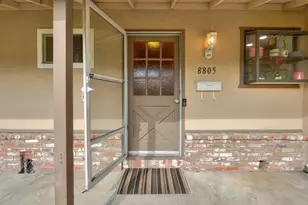 8805 Halverson Dr, Elk Grove, CA 95624 - Photo 3