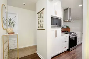 8805 Halverson Dr, Elk Grove, CA 95624 - Photo 19
