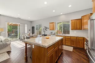 4762 Savoie Way, Sacramento, CA 95835 - Photo 9