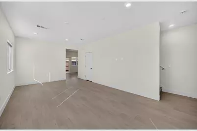 679 El Camino Avenue, Sacramento, CA 95815 - Photo 9