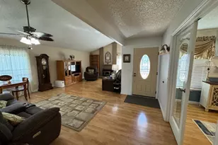 8335 Allene Creek Ct, Citrus Heights, CA 95610 - Photo 7