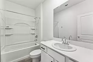 1055 Ginkgo Cir, Davis, CA 95618 - Photo 5