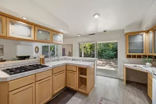 558 Villanova, Davis, CA 95616 - Photo 13