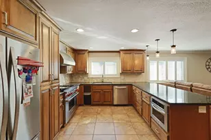 1131 Green Oaks Way, Lodi, CA 95240 - Photo 7
