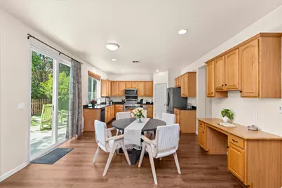 9622 Little Harbor Court, Elk Grove, CA 95624 - Photo 13
