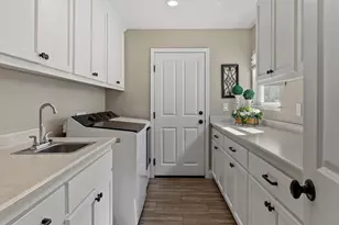 3224 Lakeshore Ct, Modesto, CA 95355 - Photo 15