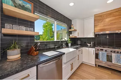 12695 Manor Way, Auburn, CA 95603 - Photo 9