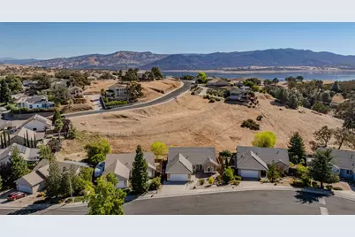 1077 Mockingbird Hill, Valley Springs, CA 95252 - Photo 13