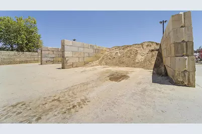 1962 Business Park Way, Merced, CA 95340 - Photo 33