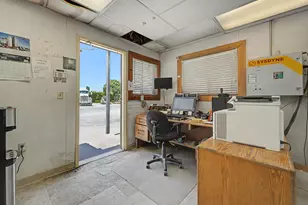 1962 Business Park Way, Merced, CA 95340 - Photo 23