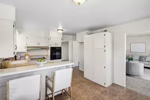 5021 North Pkwy, Sacramento, CA 95823 - Photo 17