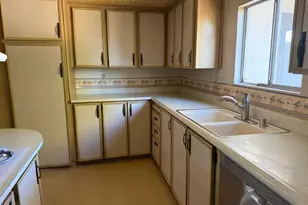 Sylmar Ln, Sacramento, CA 95842 - Photo 19