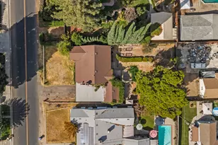 213 Palm Ave, Modesto, CA 95350 - Photo 29