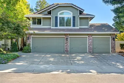 9244 Cupertino Drive, Elk Grove, CA 95624 - Photo 5