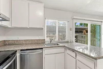 8864 La Riviera Drive #B, Sacramento, CA 95826 - Photo 9