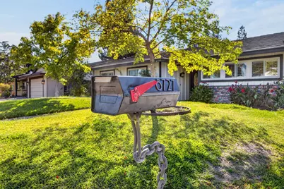 8727 Santa Ridge Circle, Elk Grove, CA 95624 - Photo 51