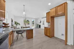7799 Tamarindo Bay Dr, Sacramento, CA 95828 - Photo 25