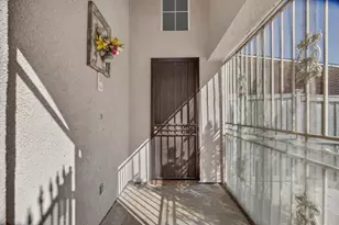 7799 Tamarindo Bay Dr, Sacramento, CA 95828 - Photo 11
