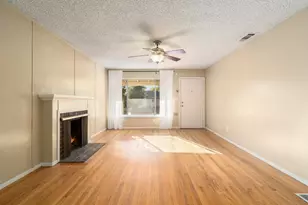 5641 Johns Dr, Sacramento, CA 95822 - Photo 9