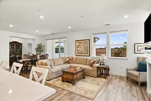 8289 Evans Tree Dr, Roseville, CA 95747 - Photo 11
