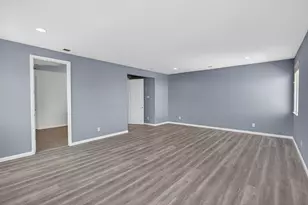 9234 Rushing Creek Way, Elk Grove, CA 95624 - Photo 37