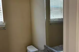 190 Martis Valley Cir, Sacramento, CA 95835 - Photo 15