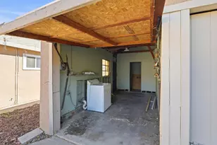 7330 25th Ave, Sacramento, CA 95820 - Photo 27