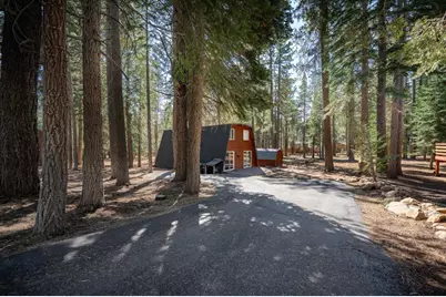 13081 Davos Drive, Truckee, CA 96161 - Photo 35