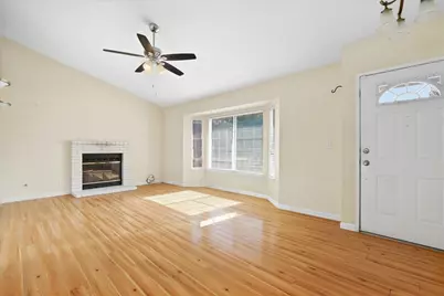 8230 Peregrine Way, Citrus Heights, CA 95610 - Photo 5