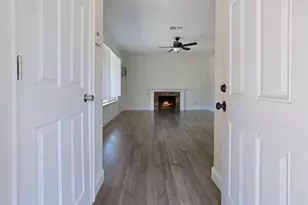 1570 Julian St, Stockton, CA 95206 - Photo 5