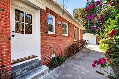 2776 17th Street, Sacramento, CA 95818 - Photo 31